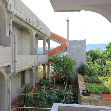 With Parking Space Mastrinka, Ciovo - 18954