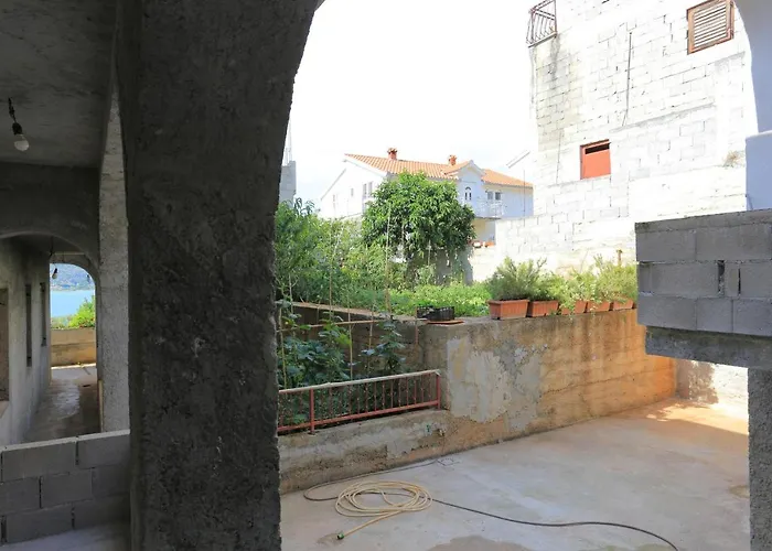 With Parking Space Mastrinka, Ciovo - 18954 公寓