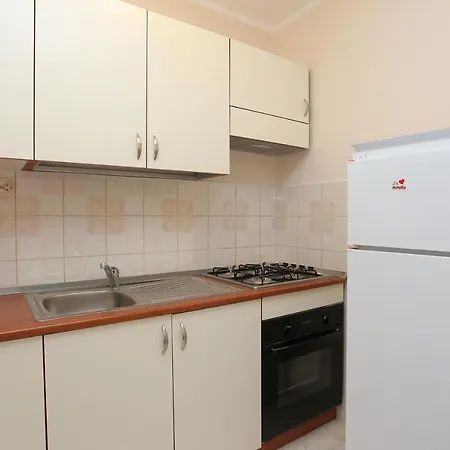 With Parking Space Mastrinka, Ciovo - 18954 Apartamento